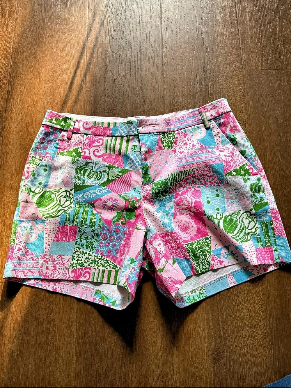 Lilly Pulitzer Callahan Mid-Rise Short Shorts Pink & Green Size 12